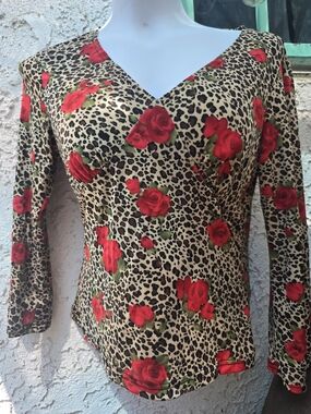 No Boundaries Red Rose & Leopard Print V-Neck Long Sleeve Top